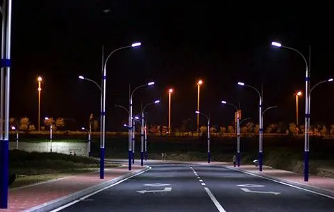 LED路燈驅(qū)動(dòng)電源在戶(hù)外的重要作用